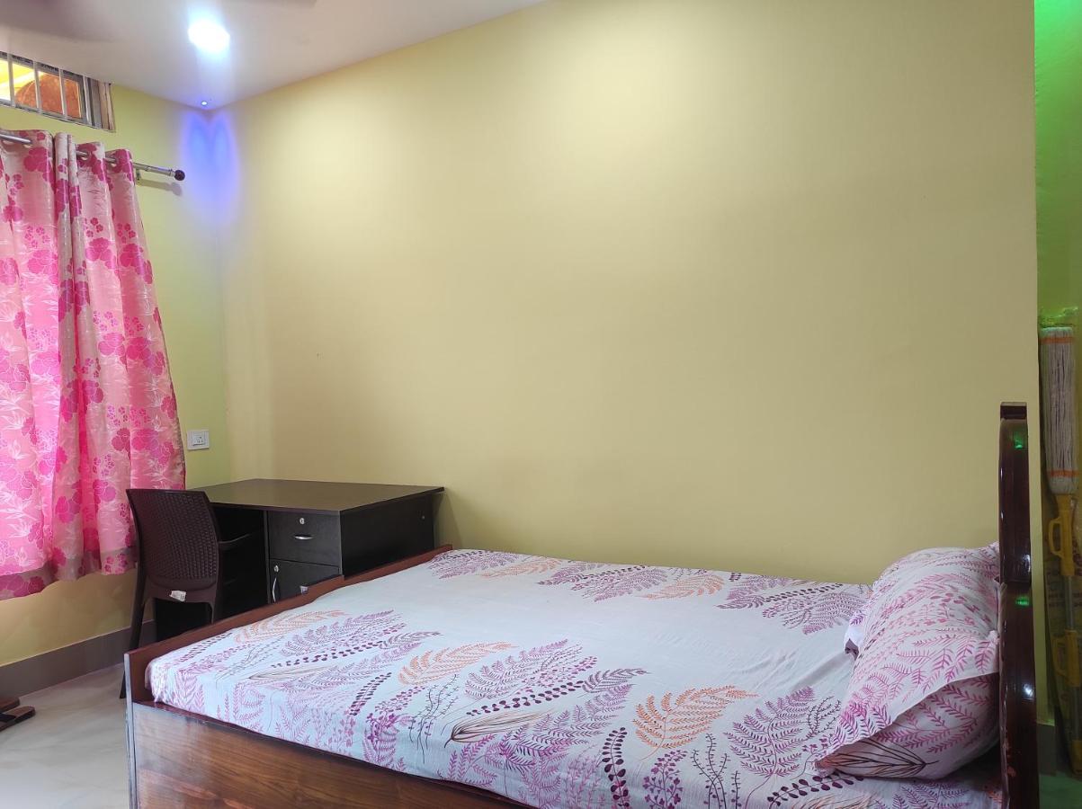 Hotel Sk Lodge Near Guwahati Airport Esterno foto