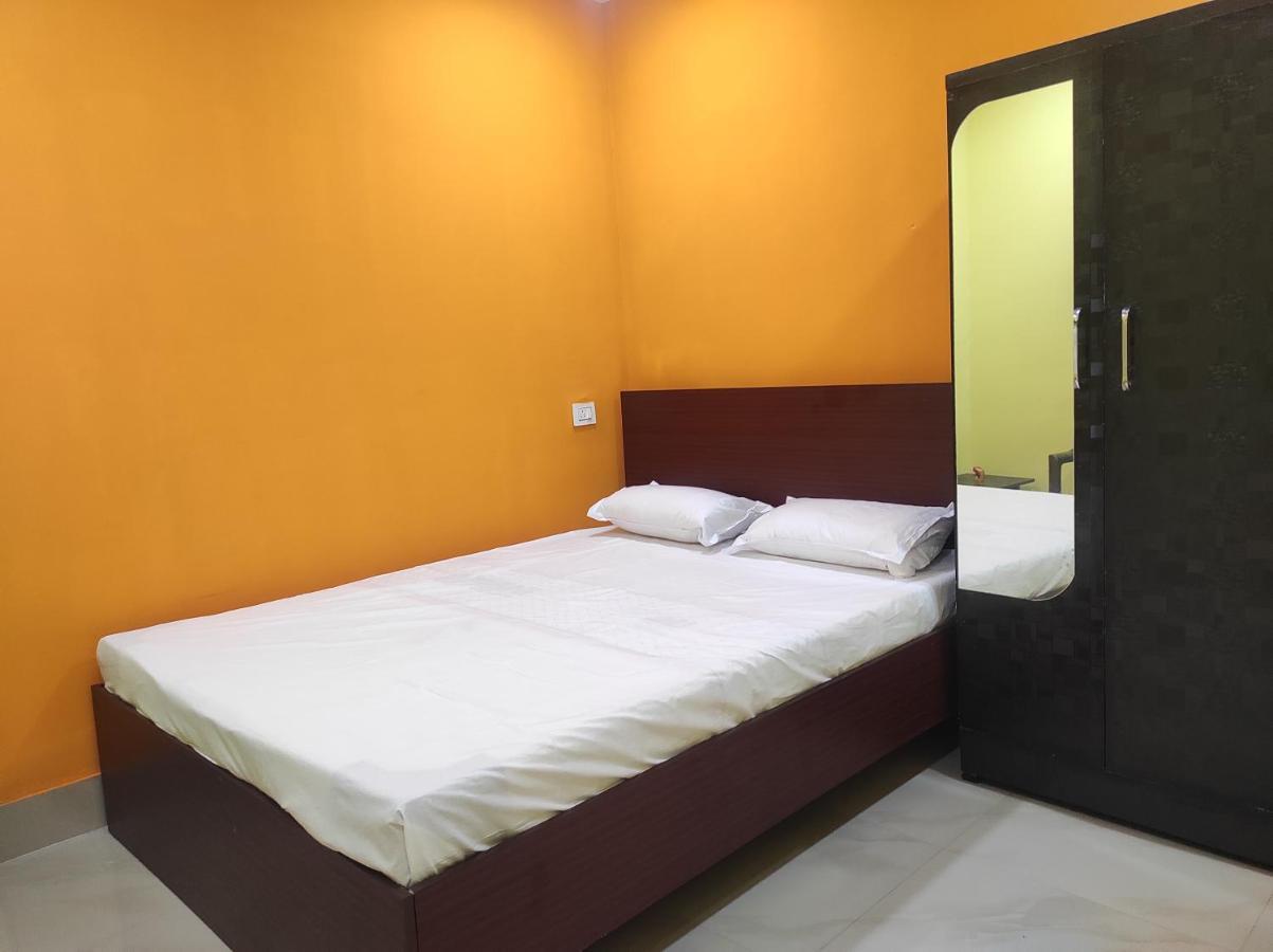 Hotel Sk Lodge Near Guwahati Airport Esterno foto